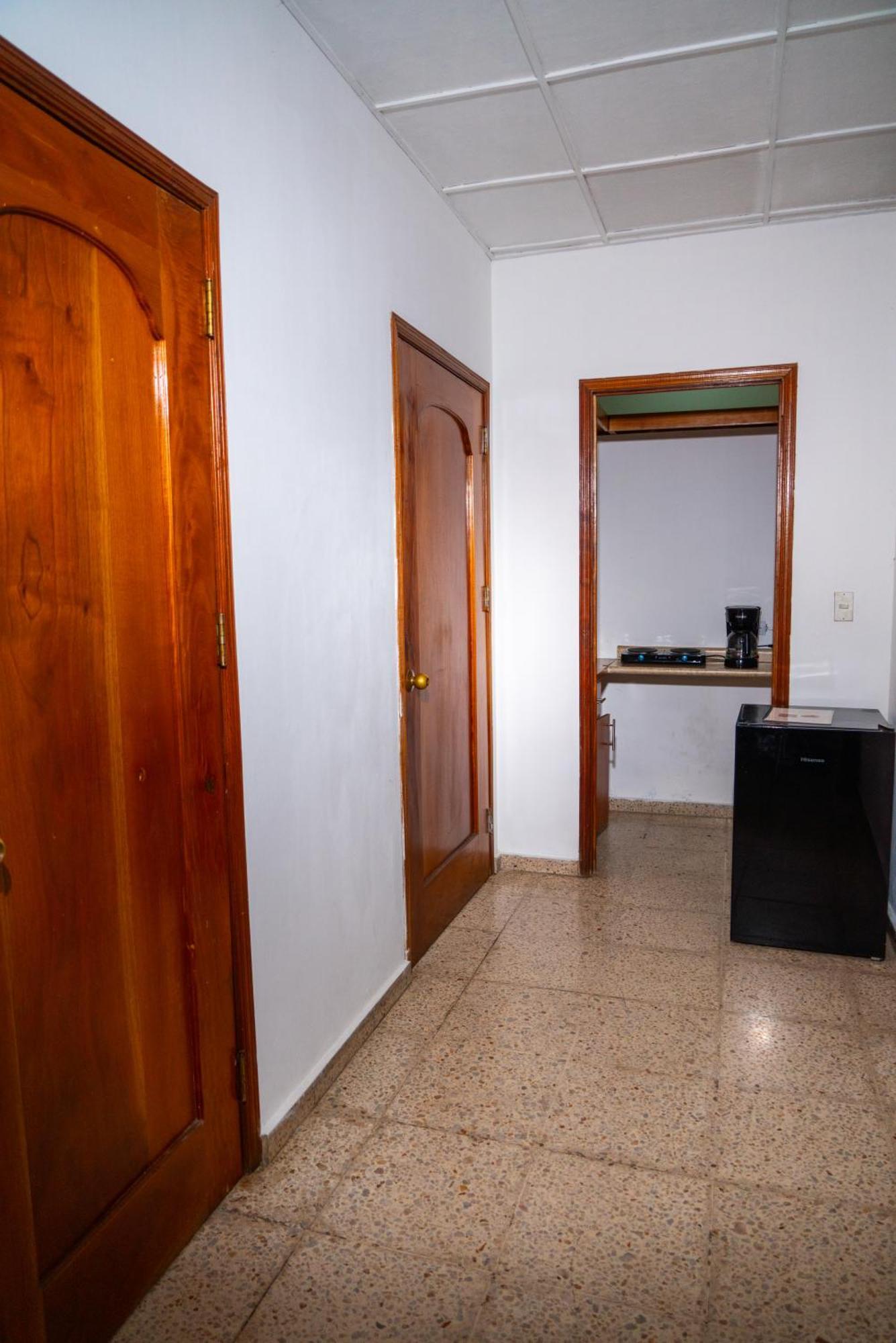 Suites & Apartments San Benito - Zona Rosa San Salvador Eksteriør billede