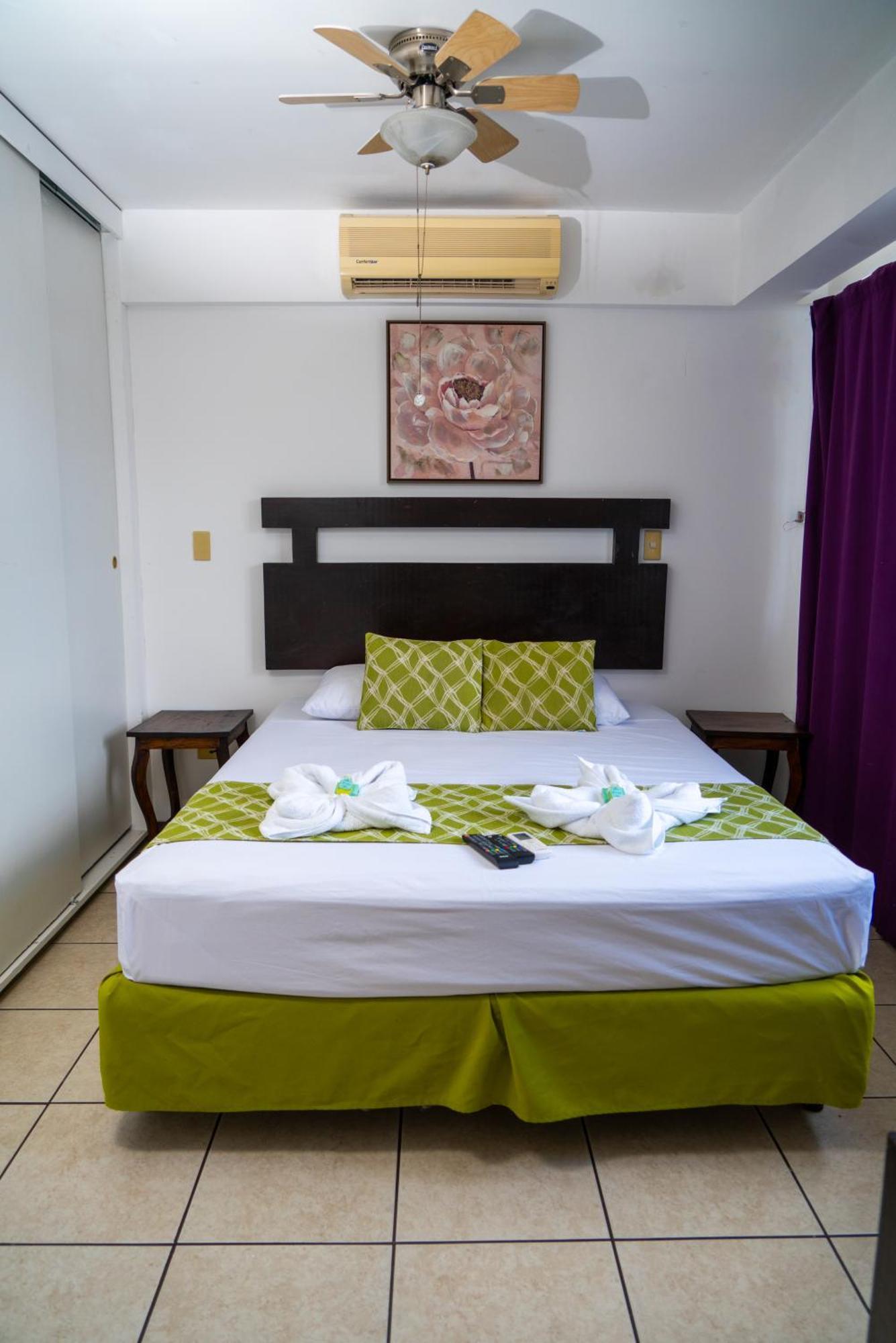 Suites & Apartments San Benito - Zona Rosa San Salvador Eksteriør billede